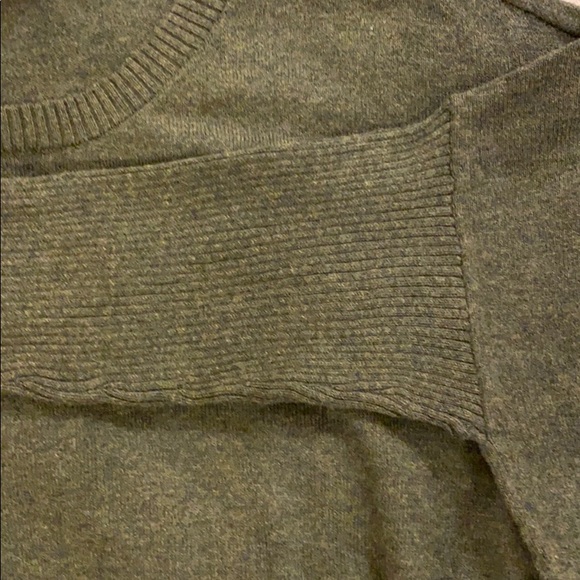 GARAGE olive green sweater - Picture 5 of 5